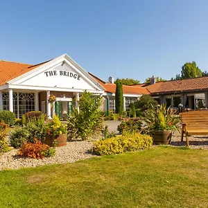 4* Hotel The Bridge And